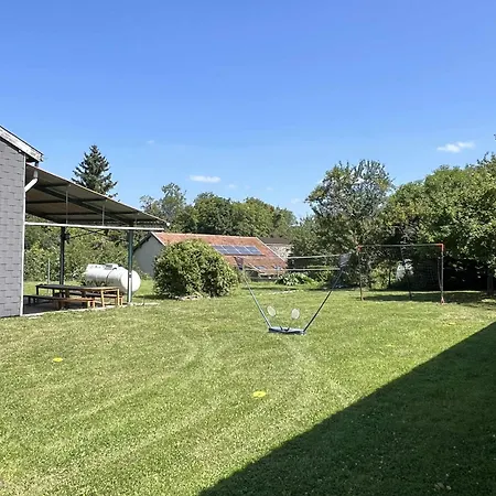 Gite Grande Capacite Fleville,La Serenite De Jeannot